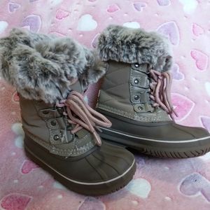 London Fog Little girls(toddler) Snow boots